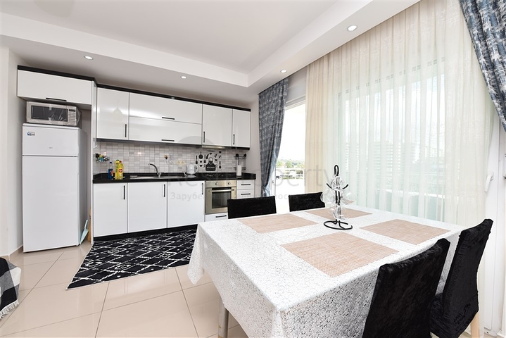 Geräumige Wohnung in unmittelbarer Nähe zum Meer in einer gemütlichen Gegend von Kestel