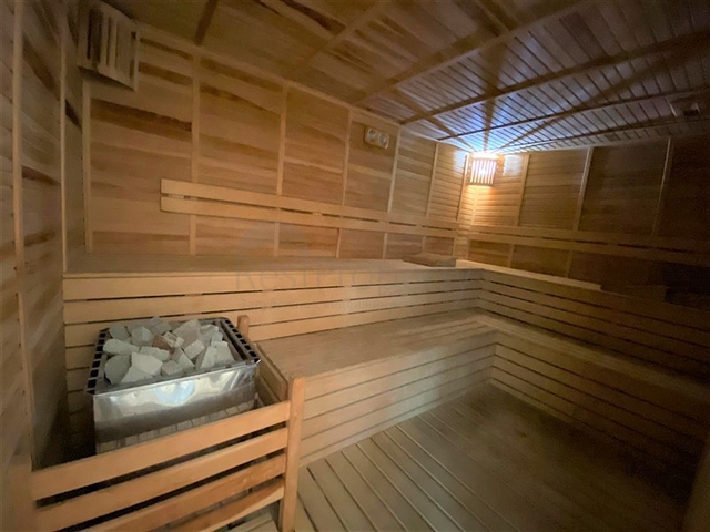 Geräumige Wohnung in unmittelbarer Nähe zum Meer in einer gemütlichen Gegend von Kestel