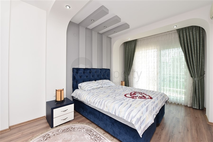 Geräumige Wohnung in unmittelbarer Nähe zum Meer in einer gemütlichen Gegend von Kestel