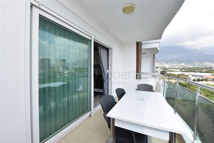 Geräumige Wohnung in unmittelbarer Nähe zum Meer in einer gemütlichen Gegend von Kestel