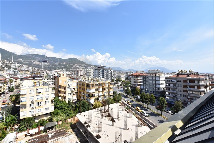 Schickes Penthouse mit 2+1 Grundriss auf Cleopatra