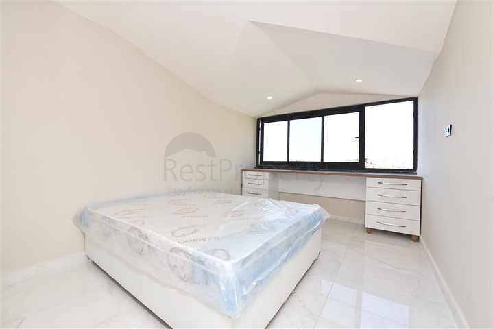 Schickes Penthouse mit 2+1 Grundriss auf Cleopatra