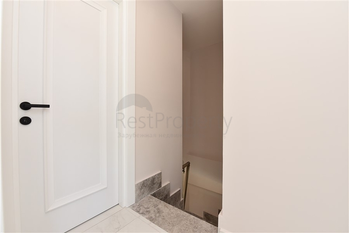 Schickes Penthouse mit 2+1 Grundriss auf Cleopatra