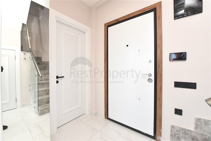 Schickes Penthouse mit 2+1 Grundriss auf Cleopatra