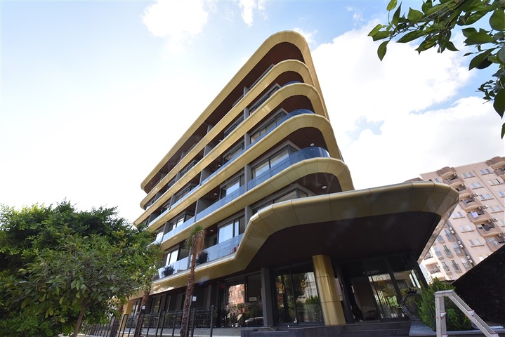 Schickes Penthouse mit 2+1 Grundriss auf Cleopatra