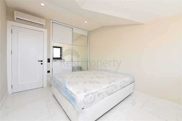 Schickes Penthouse mit 2+1 Grundriss auf Cleopatra