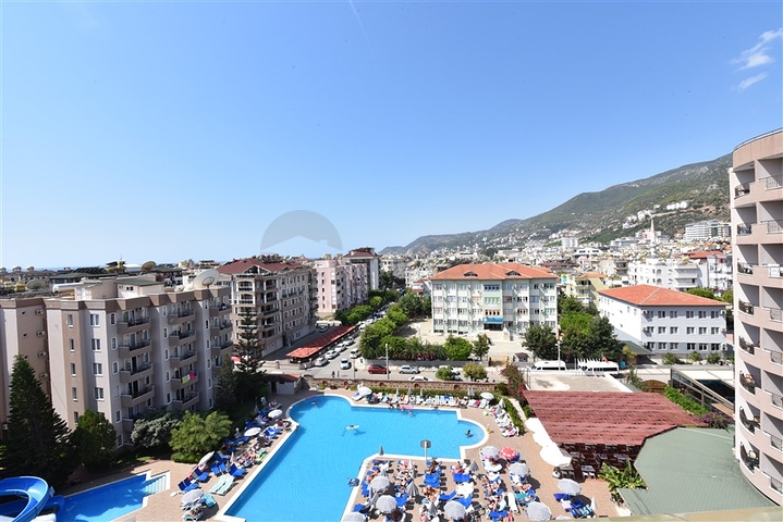 Schickes Penthouse mit 2+1 Grundriss auf Cleopatra