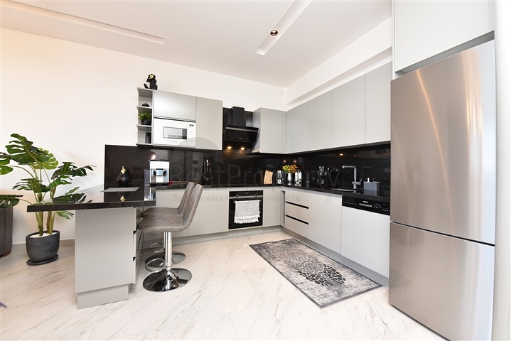 1+1 Wohnung mit Meerblick in einem neuen Komplex