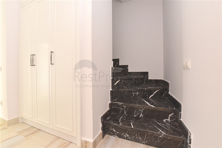 Geräumiges Penthouse mit fünf Schlafzimmern