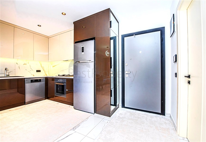 1+1 Wohnung in einem schicken Komplex im Stadtteil Oba