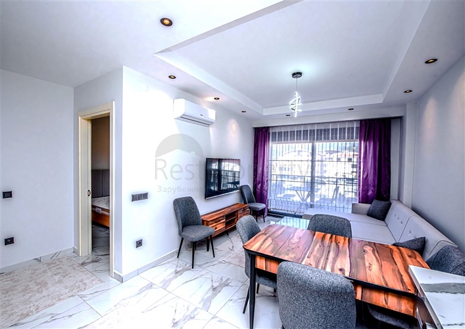 1+1 Wohnung in einem schicken Komplex im Stadtteil Oba