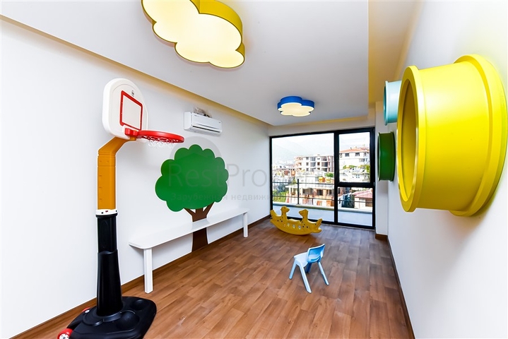 1+1 Wohnung in einem schicken Komplex im Stadtteil Oba