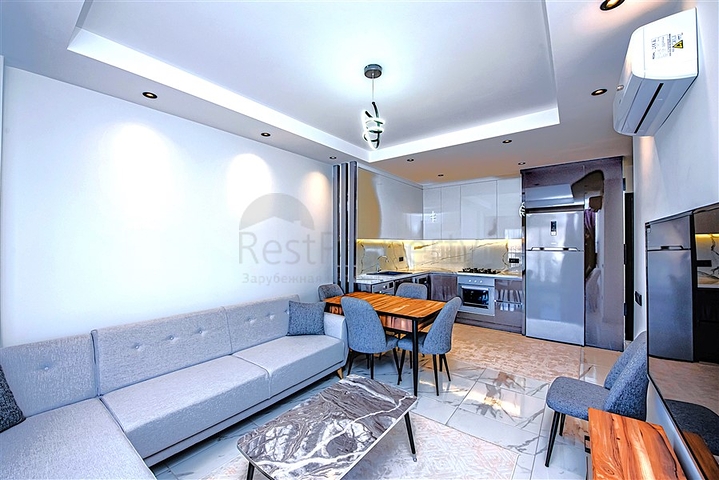 1+1 Wohnung in einem schicken Komplex im Stadtteil Oba