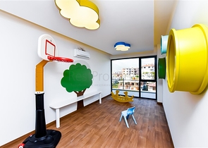 1+1 Wohnung in einem schicken Komplex im Stadtteil Oba