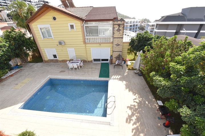 Villa mit Meerblick in Kargicak