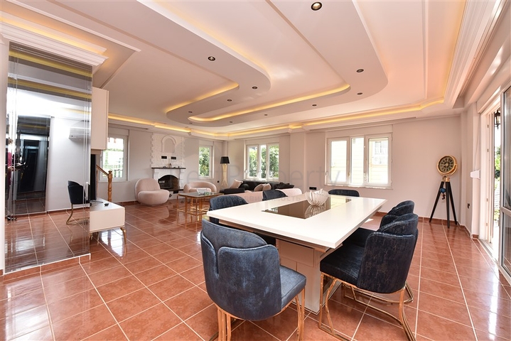 Villa mit Meerblick in Kargicak