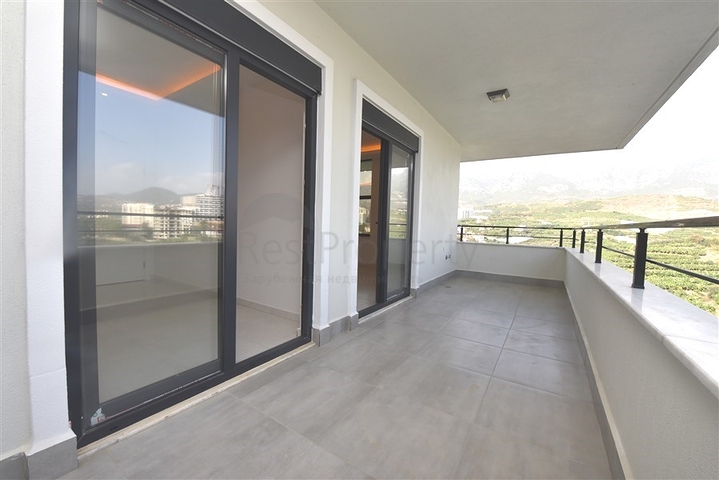 2+1 Apartment in einer Luxuswohnanlage in Mahmutlar