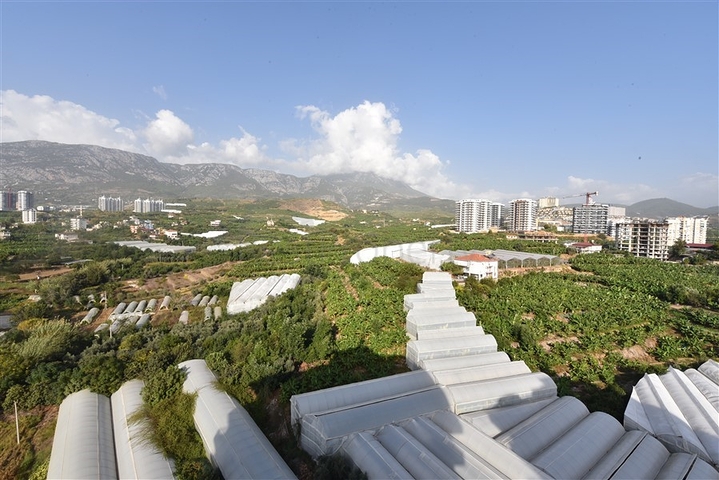 2+1 Apartment in einer Luxuswohnanlage in Mahmutlar