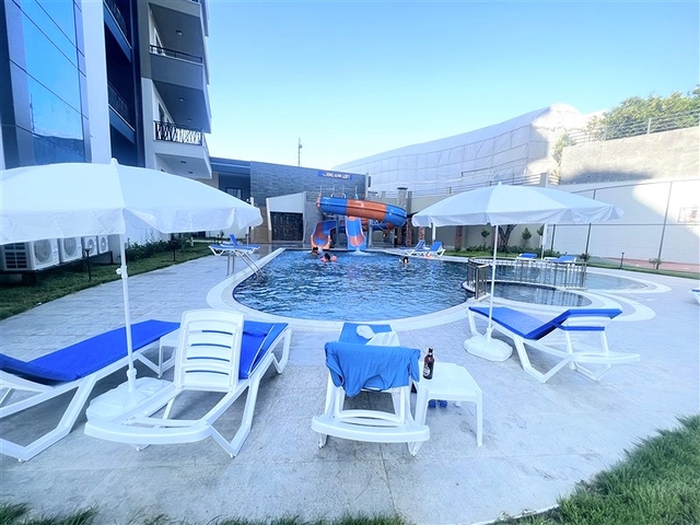 2+1 Apartment in einer Luxuswohnanlage in Mahmutlar