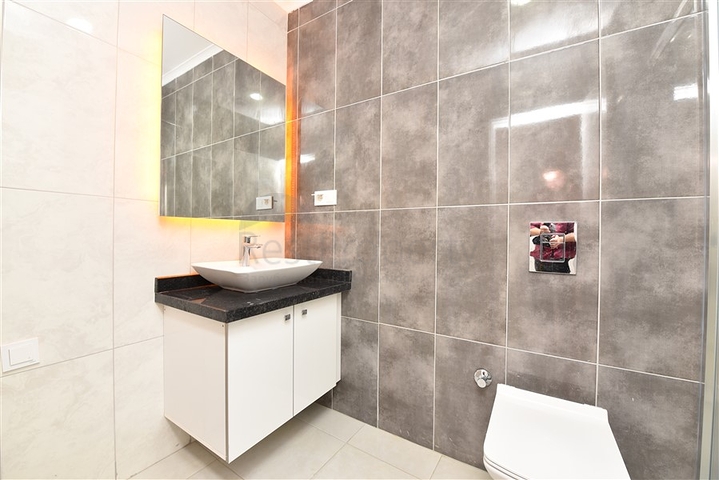 2+1 Apartment in einer Luxuswohnanlage in Mahmutlar