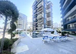 2+1 Apartment in einer Luxuswohnanlage in Mahmutlar