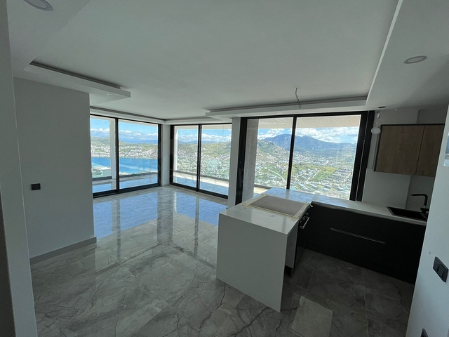 Projekt von Residenzen mit Panoramablick auf das Meer und die Berge im Bezirk Günduan