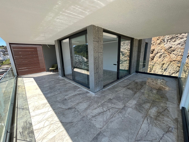 Projekt von Residenzen mit Panoramablick auf das Meer und die Berge im Bezirk Günduan