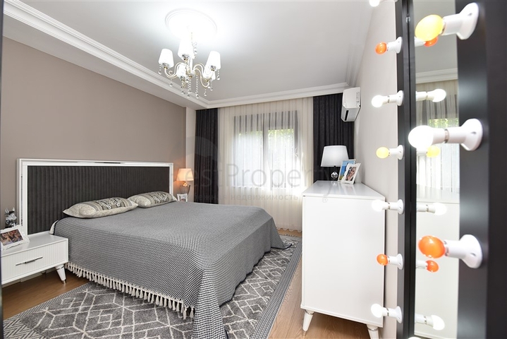 3+1 Wohnung mit separater Küche im Zentrum von Alanya