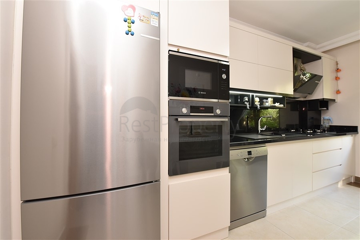 3+1 Wohnung mit separater Küche im Zentrum von Alanya