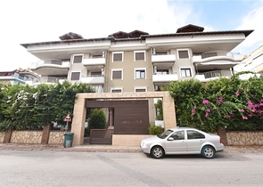 3+1 Wohnung mit separater Küche im Zentrum von Alanya