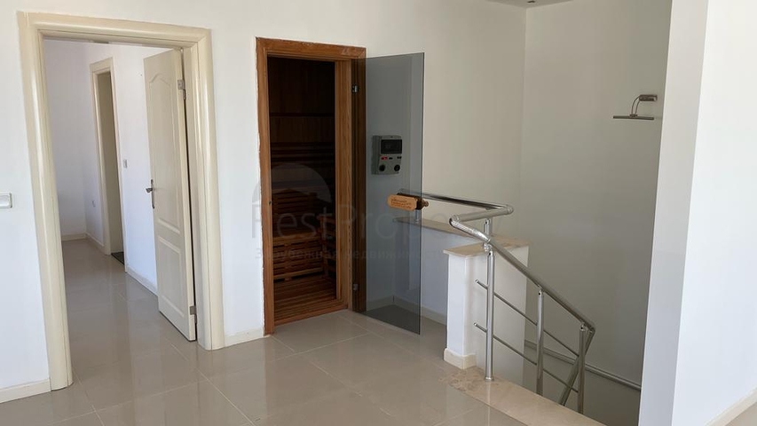 Geräumiges Penthouse im Stadtteil Mahmutlar 