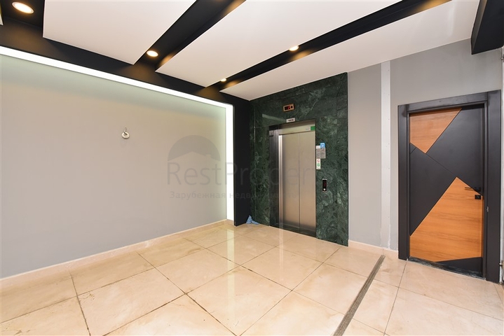 Bürofläche in einem modernen Komplex Bürofläche in einem modernen Komplex