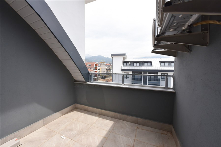 Möbliertes Penthouse im europäischen Bezirk Oba