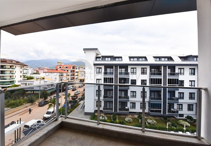 Möbliertes Penthouse im europäischen Bezirk Oba