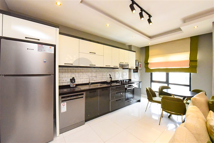 Möbliertes Penthouse im europäischen Bezirk Oba