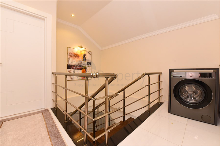 Möbliertes Penthouse im europäischen Bezirk Oba