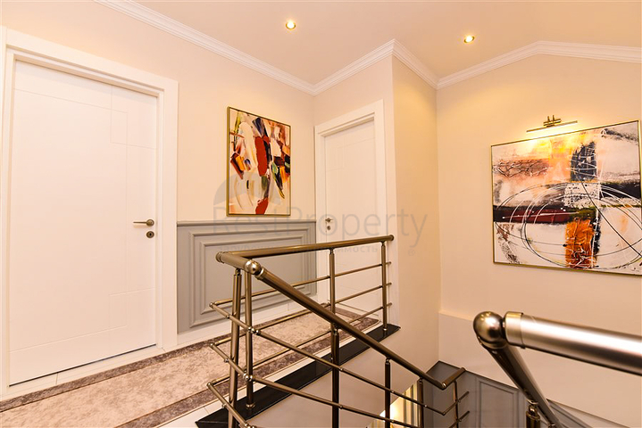 Möbliertes Penthouse im europäischen Bezirk Oba