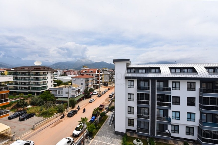 Möbliertes Penthouse im europäischen Bezirk Oba