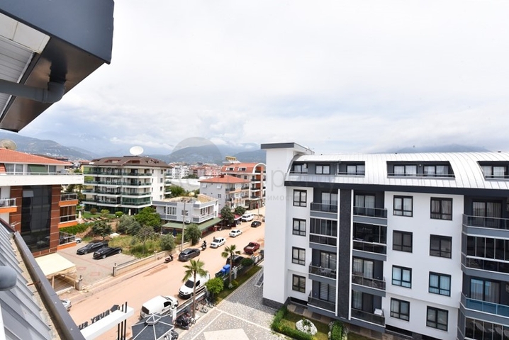 Möbliertes Penthouse im europäischen Bezirk Oba