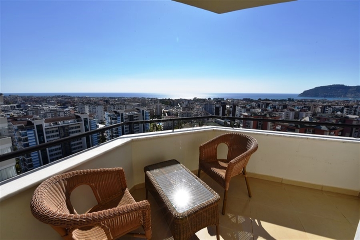 Geräumige 2+1-Wohnung im Stadtteil Dschikkilli