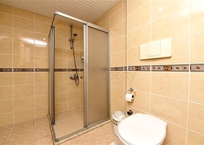 Geräumige 2+1-Wohnung im Stadtteil Dschikkilli