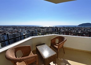 Geräumige 2+1-Wohnung im Stadtteil Dschikkilli