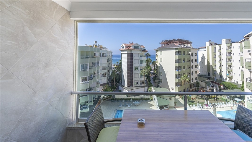 Wohnung 4+1 in der ersten Zeile mit der Möglichkeit der Staatsbürgerschaft 