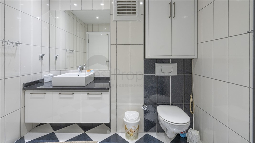 Wohnung 4+1 in der ersten Zeile mit der Möglichkeit der Staatsbürgerschaft 