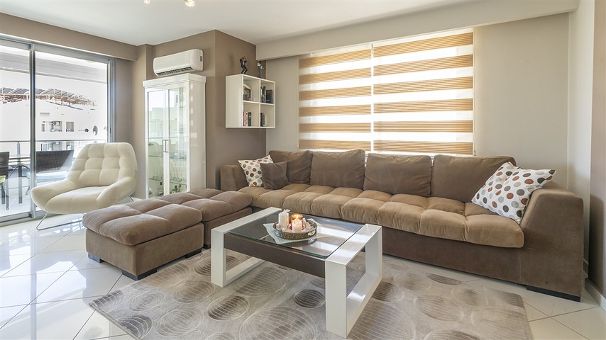 Wohnung 4+1 in der ersten Zeile mit der Möglichkeit der Staatsbürgerschaft 