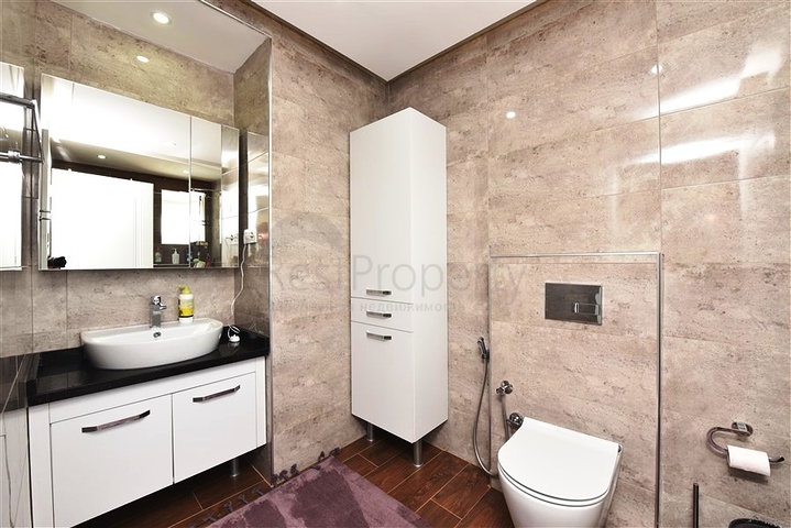 4+1 Penthouse mit offenem Blick auf das Meer und die Alanya-Festung