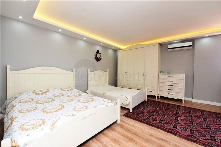 4+1 Penthouse mit offenem Blick auf das Meer und die Alanya-Festung