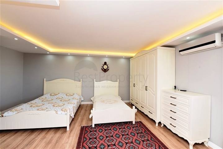 4+1 Penthouse mit offenem Blick auf das Meer und die Alanya-Festung