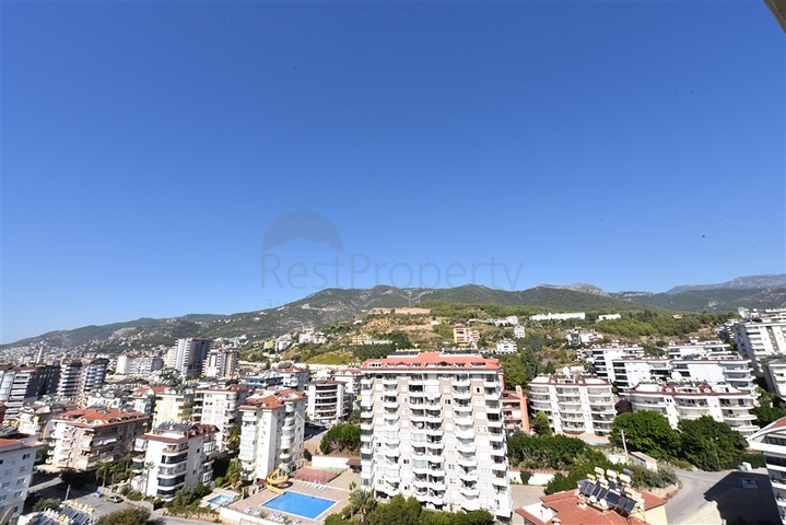 4+1 Penthouse mit offenem Blick auf das Meer und die Alanya-Festung