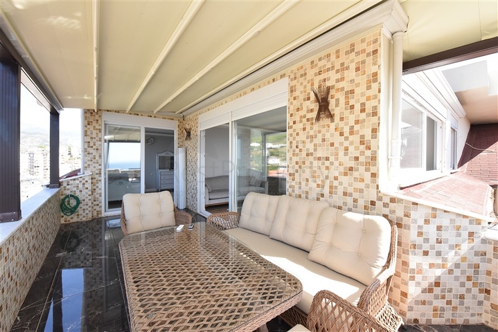 4+1 Penthouse mit offenem Blick auf das Meer und die Alanya-Festung